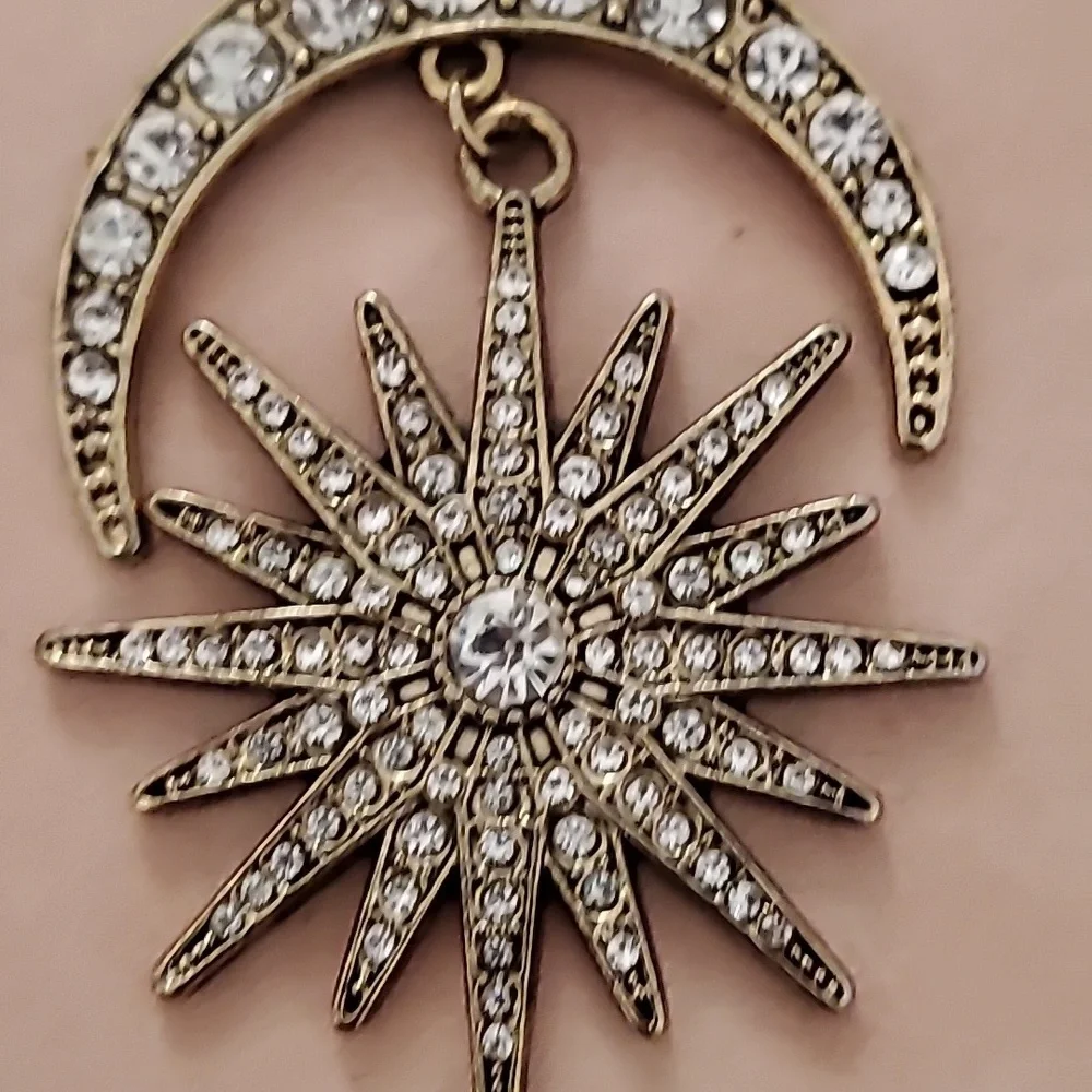 Star & Moon boho inspired earings. - Picture 3 of 4